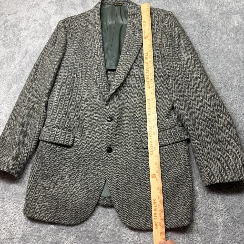 Harris Tweed Blazer Jacket Mens 42L Gray Herringbone Scottish‎ Wool Classic Fit